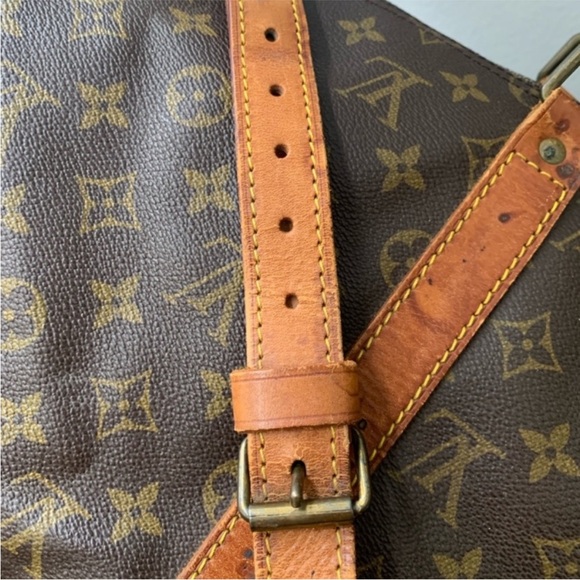 LV🤎Keepall Bandoulière 50 - Picture 11 of 13